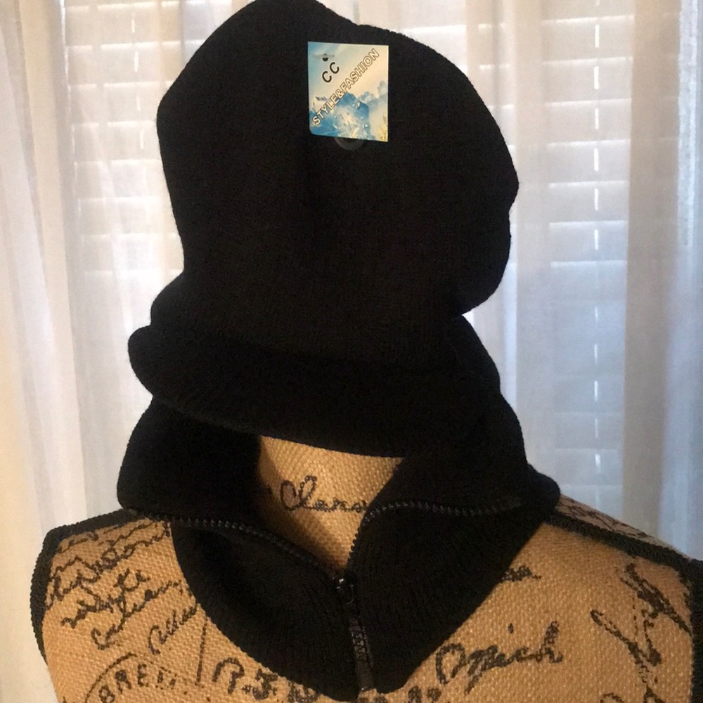 Hat and turtle neck